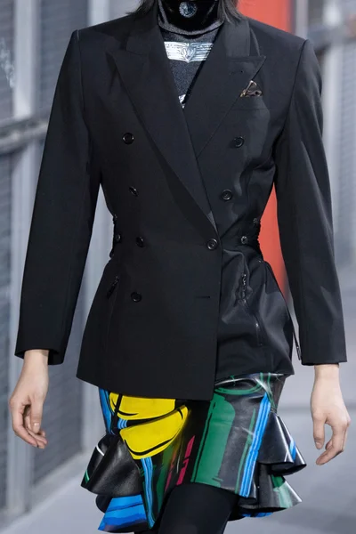 Look 117